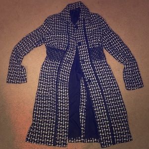 Black and white coat size 4